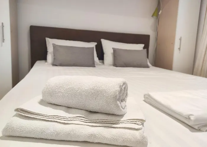 Apart-hotel Baneasa 4*